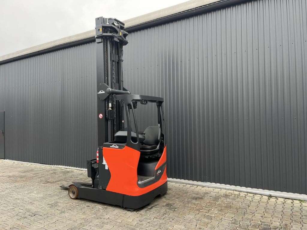 	Chariot élévateur électrique à mât rétractable Linde R16